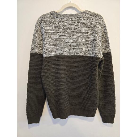 Vintage Weather Proof Green and White Sweater Size Medium, Preloved - Picture 5 of 8